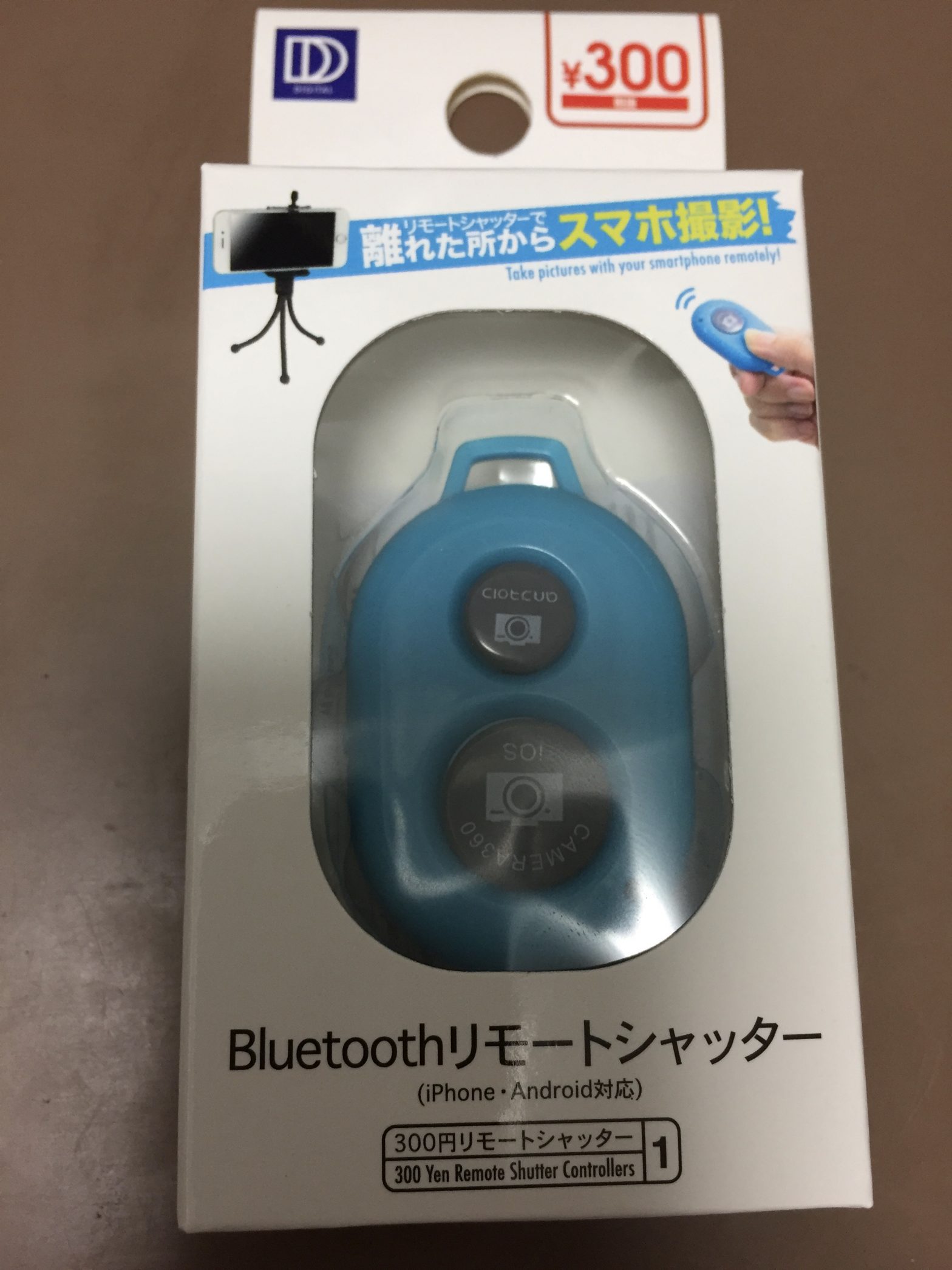 ダイソーのBluetoothリモートシャッター300円