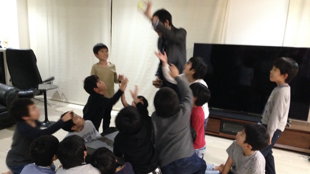平日開催9歳男児誕生会でマジックショー 渋谷区, 東京都