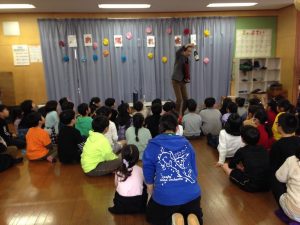 オープニング 学童保育のお別れ会でマジックショー in 東村山市