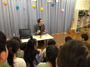 カップアンドボール 学童保育のお別れ会でマジックショー in 東村山市