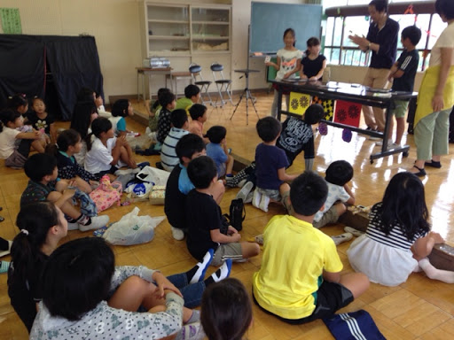 子供会の夏休みお楽しみ会にマジシャン出張 in 東京都国立市