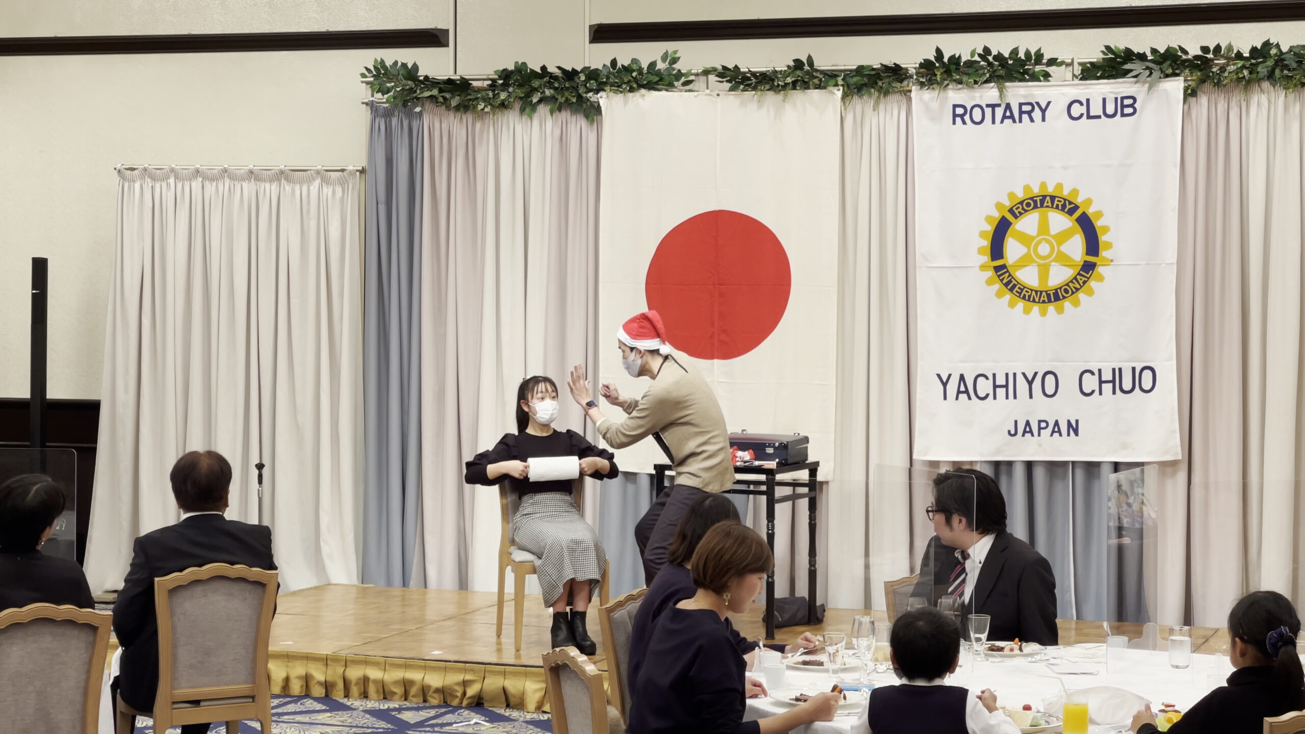 八千代中央ロータリークラブクリスマスイベント出張マジシャン オークラ東京ベイ