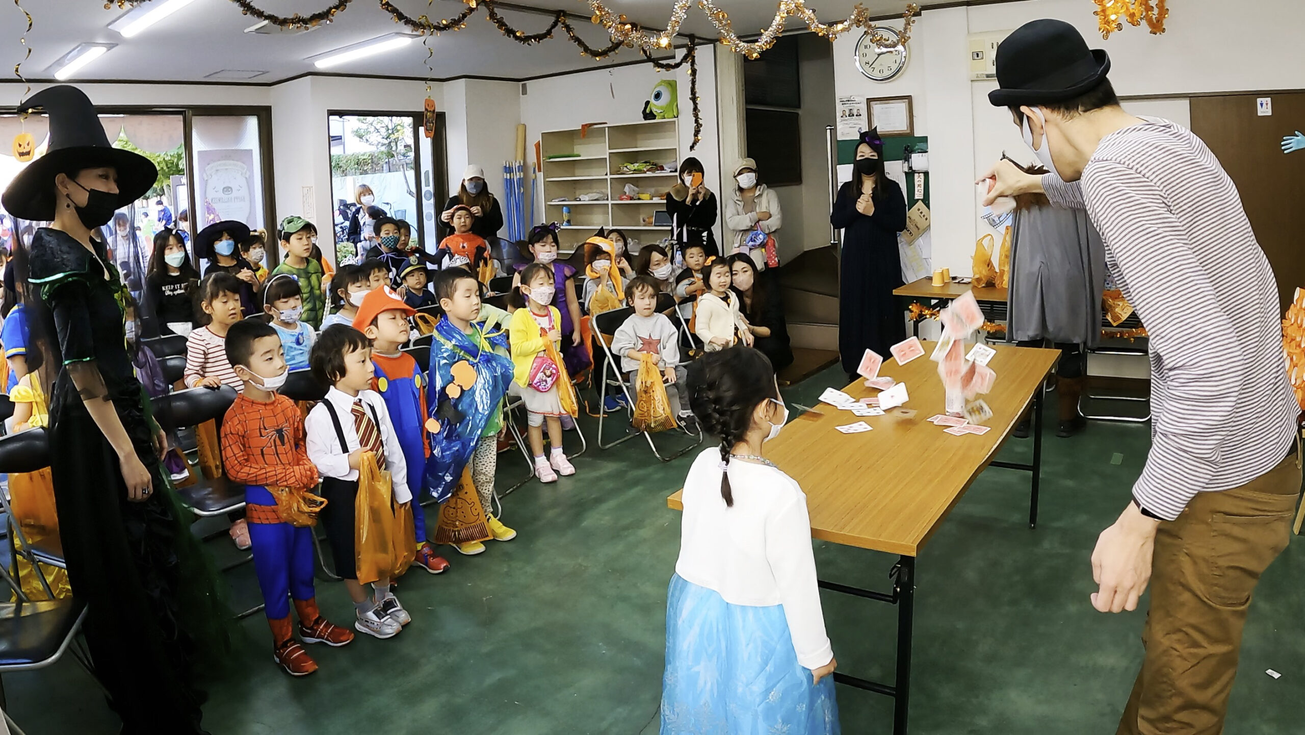 英会話教室キッズハロウィーンパーティーに出張マジシャン 荒川区, 東京都