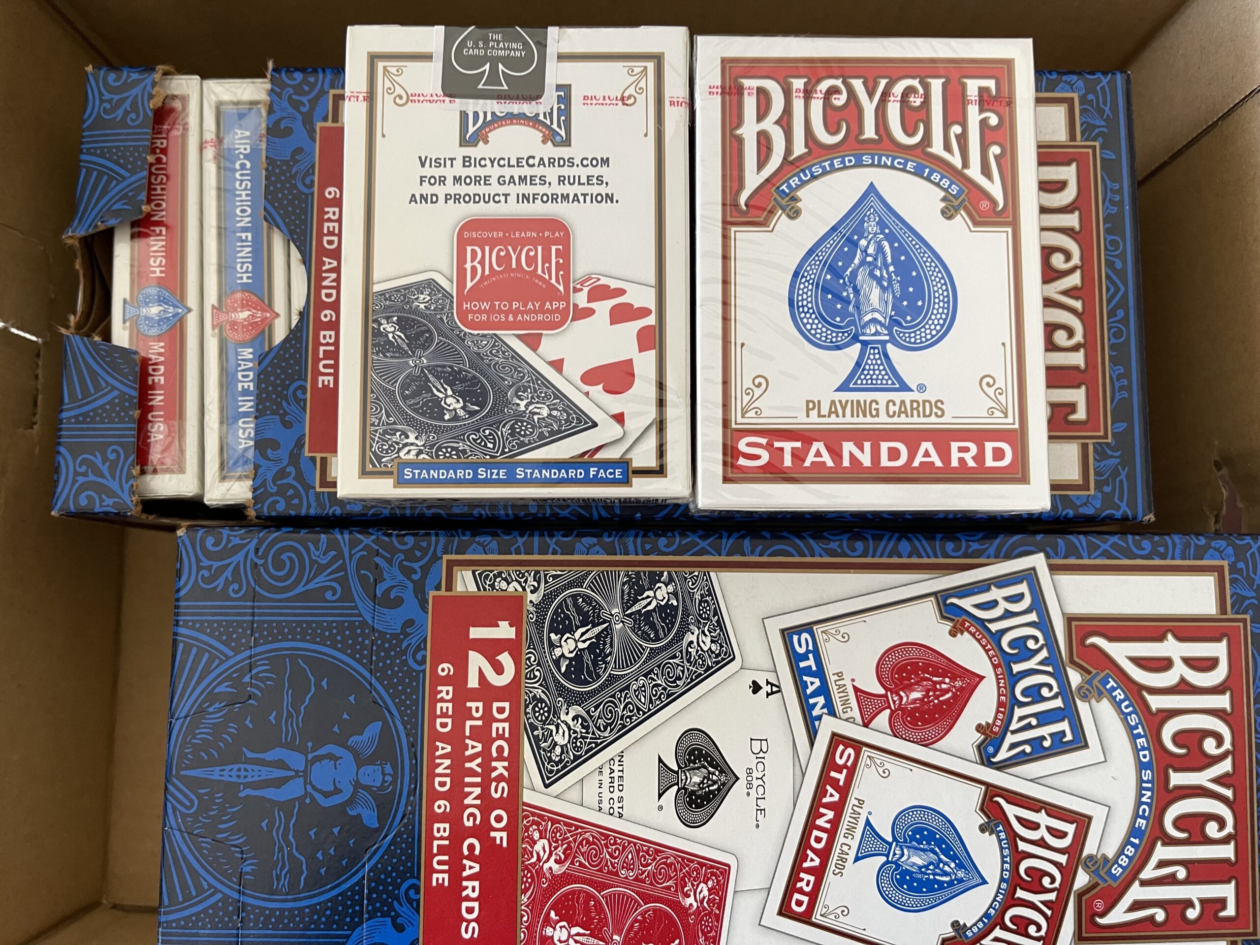 Bicycle トランプ ポーカーサイズ 12パック Amazon日本で購入