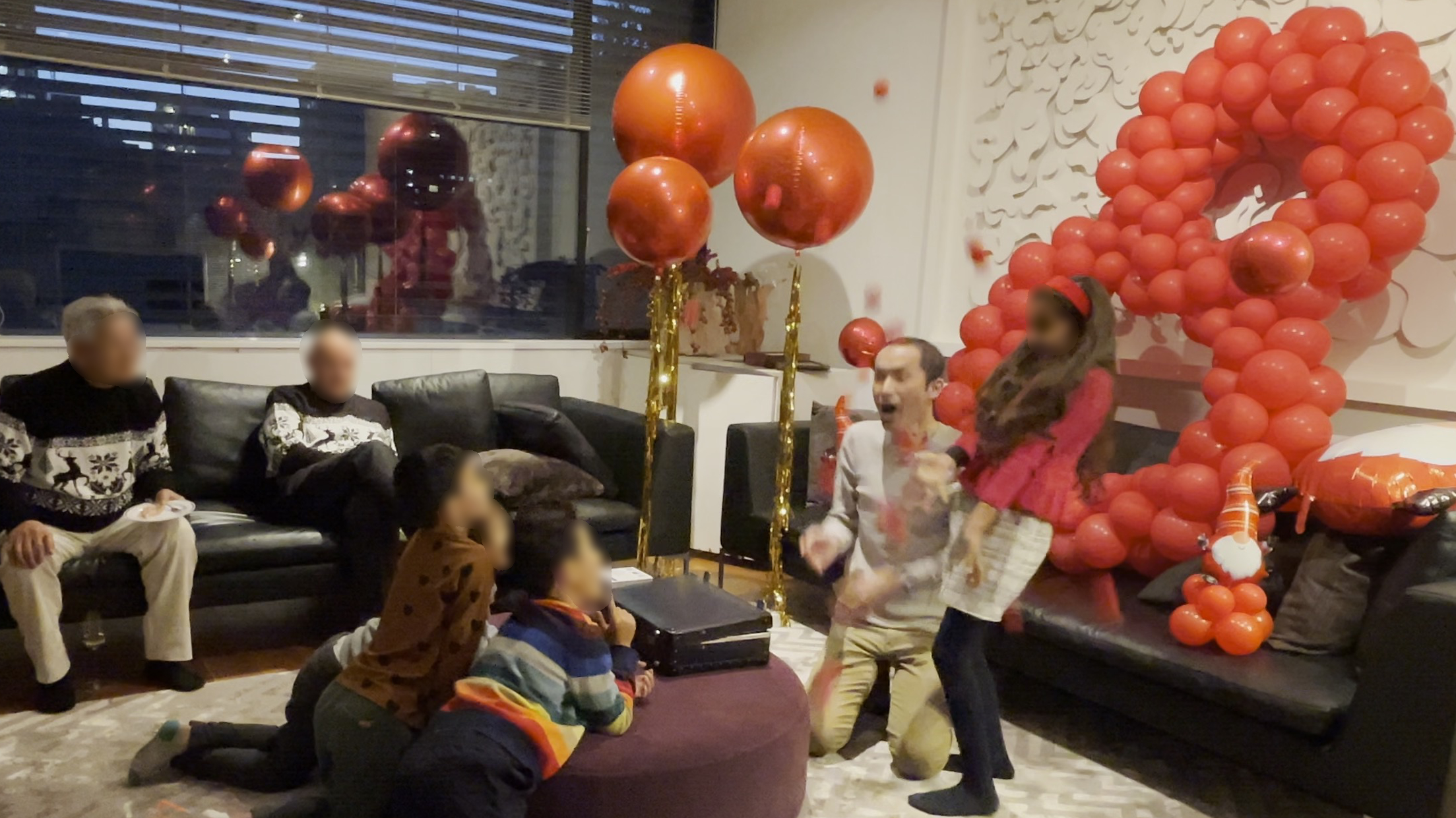 スポンジボールが手の中で増殖！ 8歳男子お誕生日パーティ 出張マジシャン 港区, 東京都