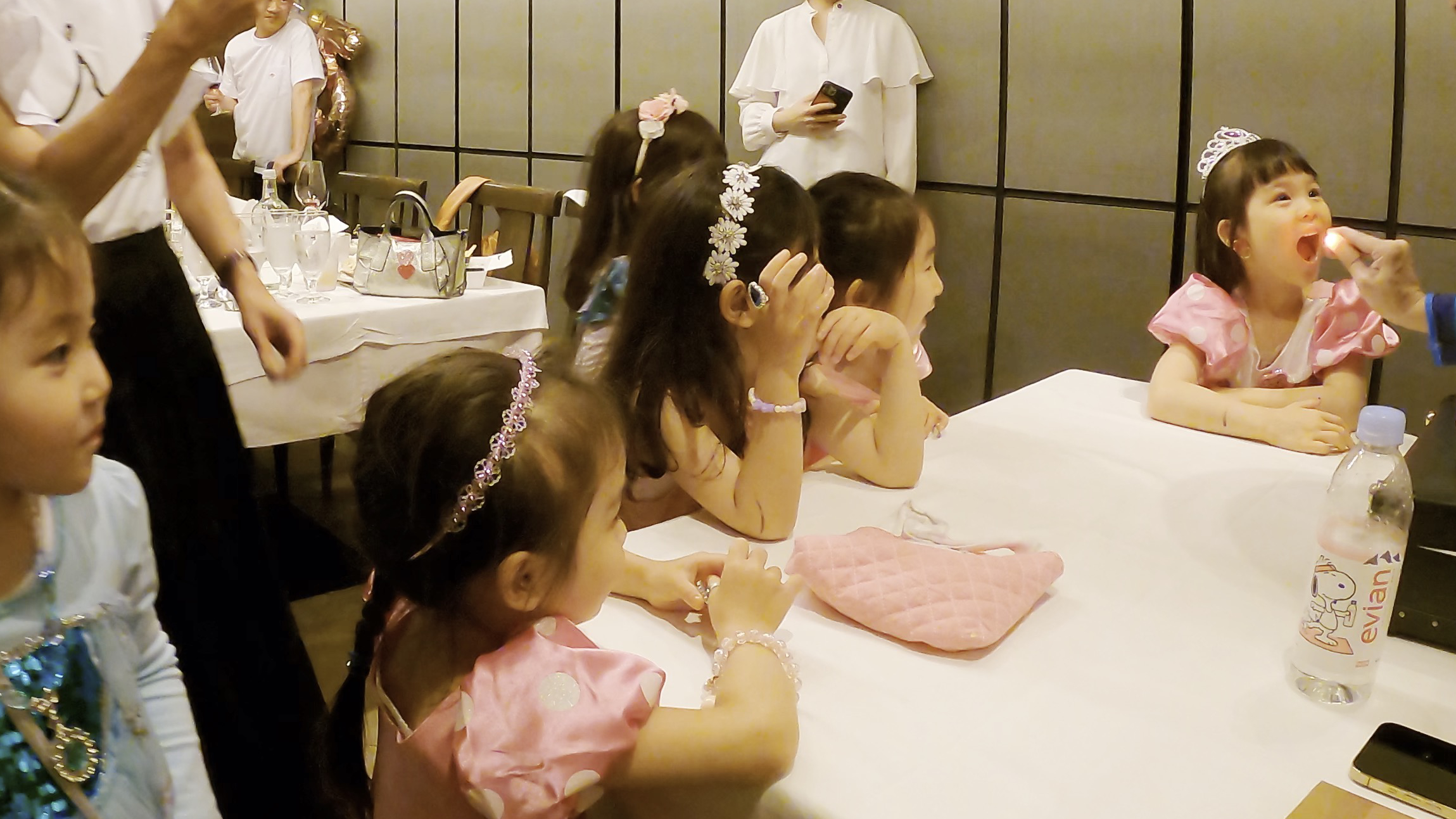 魔法の光を食べちゃう！ 5歳女の子誕生会 恵比寿ガーデンプレイス