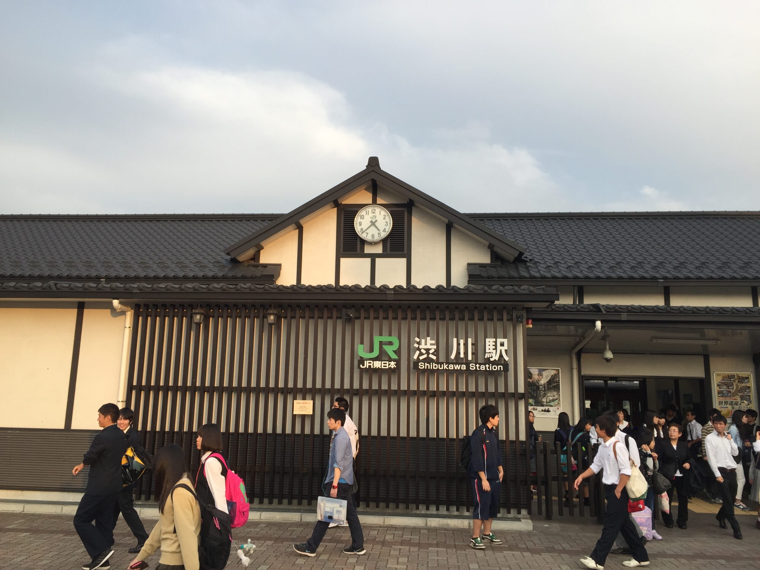 行きに撮った渋川駅。ここから伊香保温泉まではバスを利用。因みに伊香保温泉行きは③番乗り場。